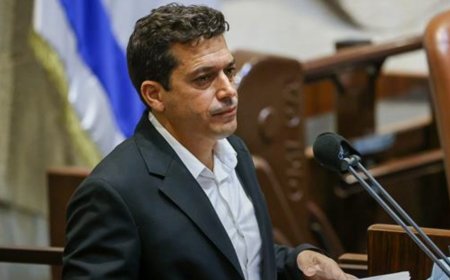 השר עמיחי שקלי בביקורת על דובר צה״ל: ״ההשוואה המחפירה בין השניים הללו הינו ורטיגו מוסרי מוחלט״