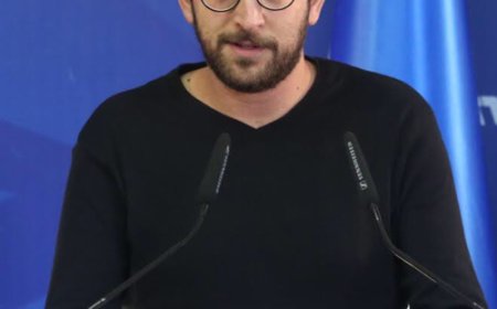 דרמה פוליטית: יועצו של ראש הממשלה יונתן אוריך יועמד לדין פלילי בכפוף לשימוע